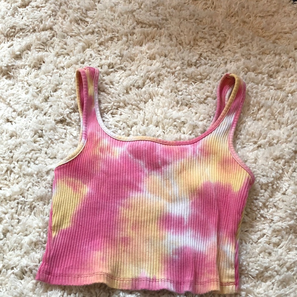 Sleeveless Tank Top